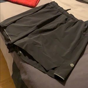 Men’s Lululemon black shorts